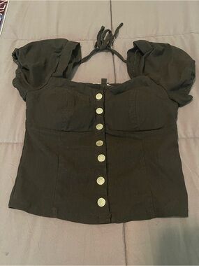 Haute Monde Black Puff-Sleeve Button Crop Top